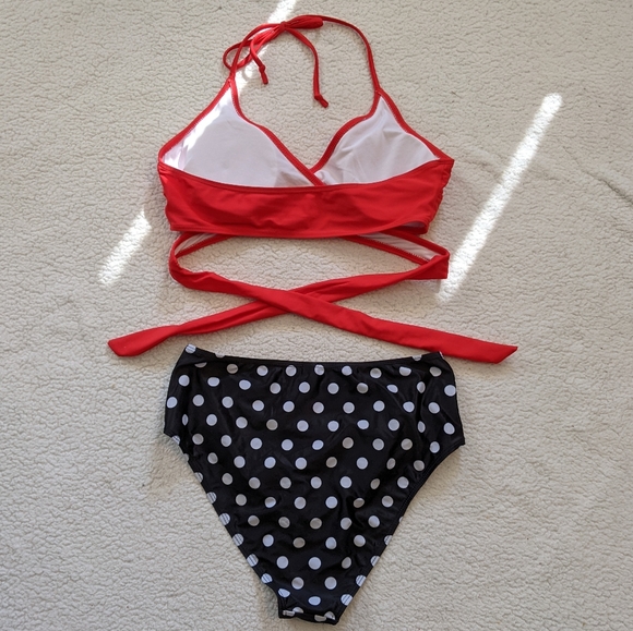 Bikini red top black & white polka dot bottoms - Picture 3 of 4